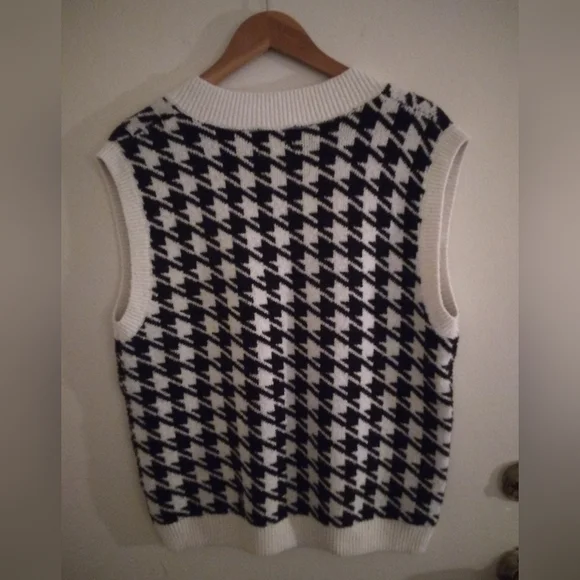 Sweater Vest - Picture 2 of 5